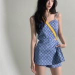 Set Áo Hai Dây Phối Quần Sọc Ca Rô Lưng Cao