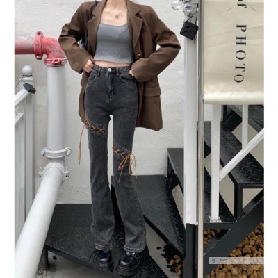 Quần jean nữ lưng cao phong cách cổ điển