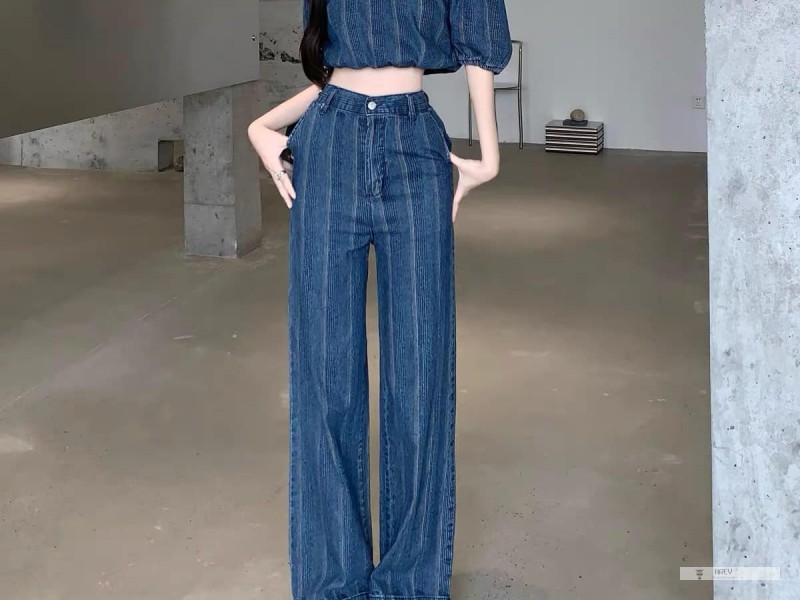 Set jeans áo trễ vai quần ống rộng
