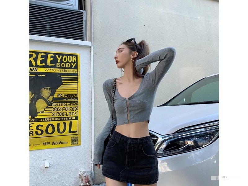 Chân váy denim ngắn lưng cao dáng chữ A