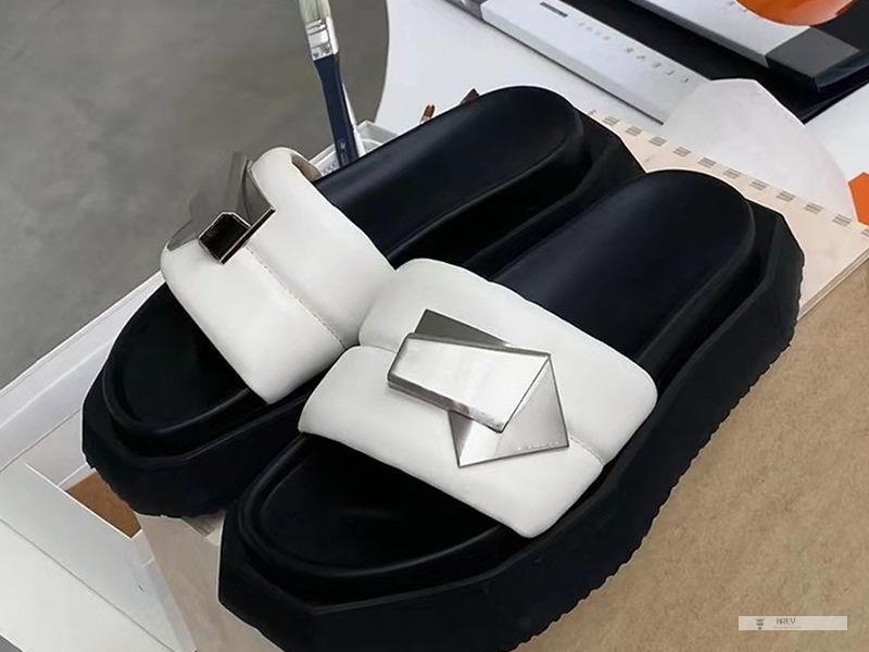 Dép Đế Dày Hở Ngón Thời Trang Đi Biển Năng Động