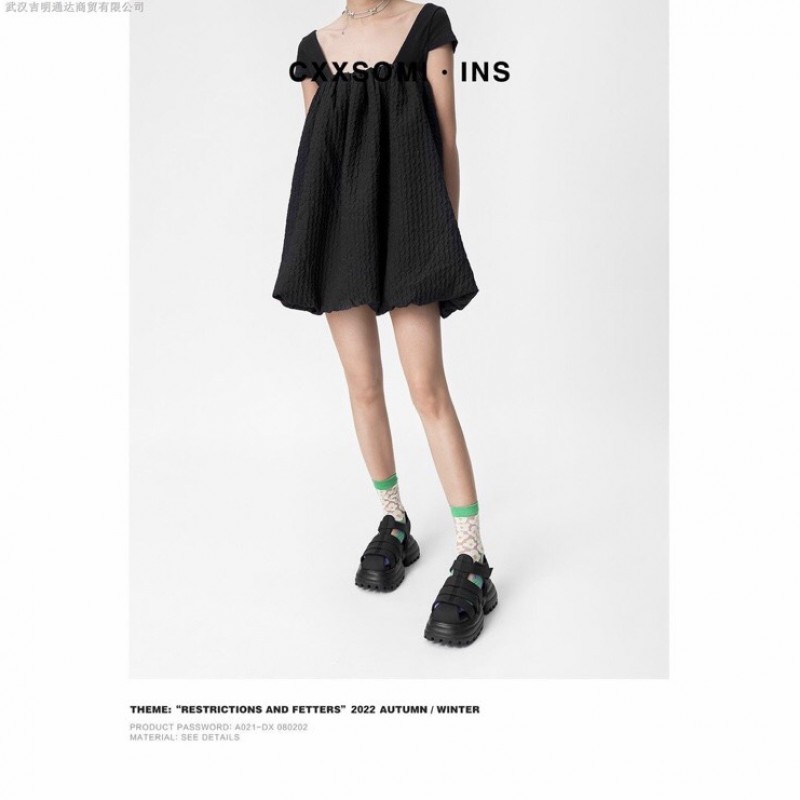  Sandal Đế Dày Bánh Mì 2022