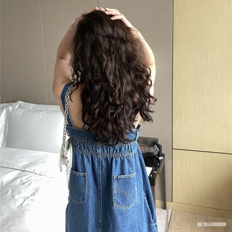 Đầm denim 2 dây